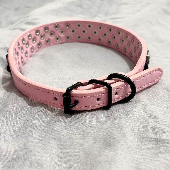 PINK BLACK STUDDED DOG COLLAR LEATHER W BITE RESISTANT RIVETS ADJUSTABLE BUCKLE - Picture 4 of 8